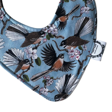 Load image into Gallery viewer, Dribble Bib