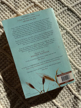 Load image into Gallery viewer, Book - Four Winds by Kristin Hannah